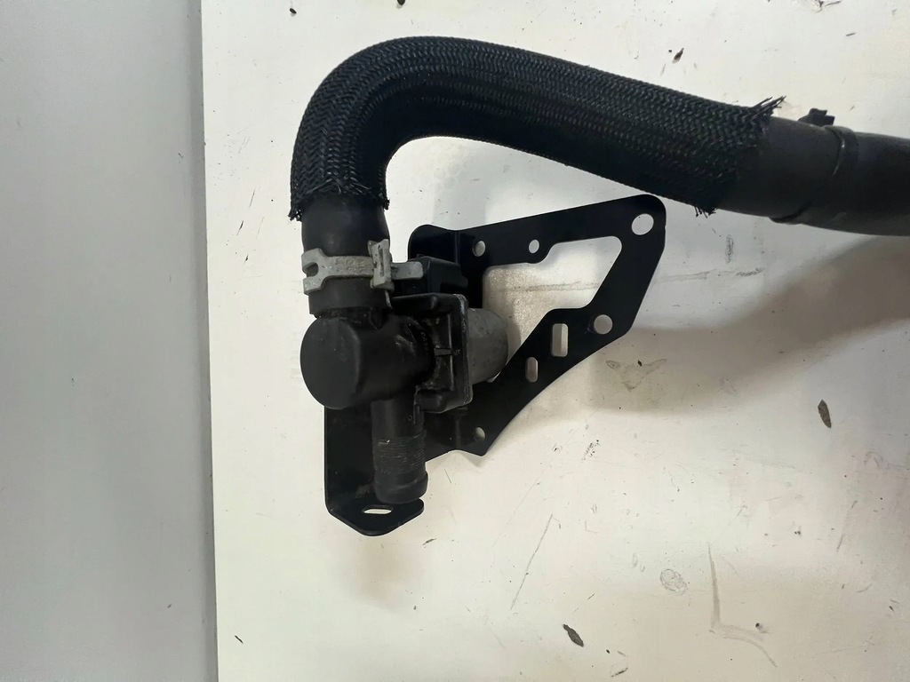 фото №8, Renault trafic iii clio v captur ii espace vi электроклапан насос wody wąż