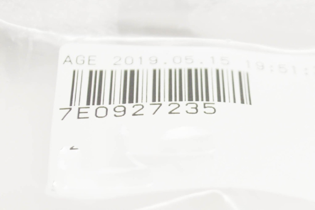 фото №6, Vw transporter t6 ручка задний крышки багажника кнопка nowa оригинальная 7