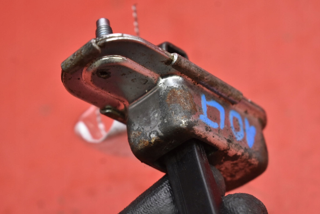 фото №7, Обмежувач двері лівий задня hyundai i40 kombi 11-19