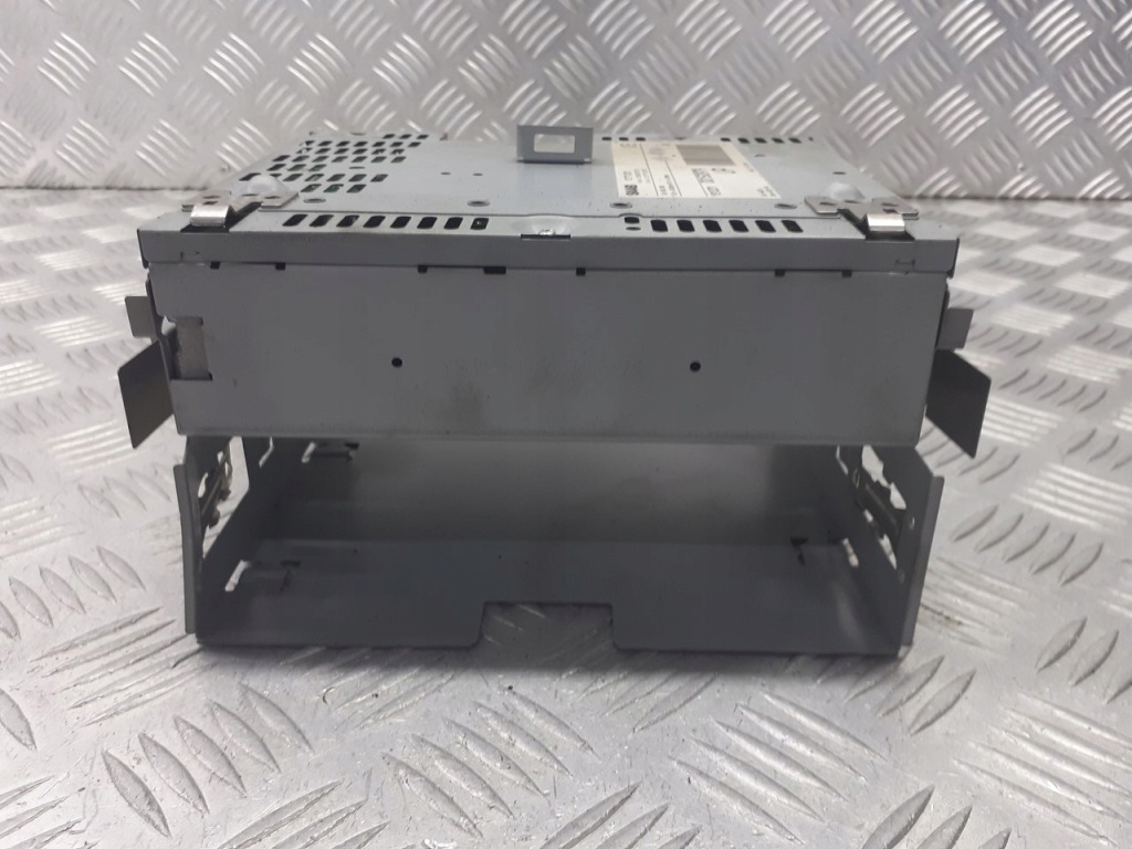 Купити Радіо заводський cd saab 9-3 ii 1.9 tid 12771231