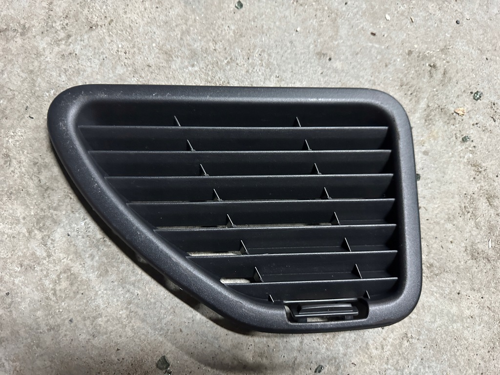 фото №1, Opel mokka b решітка обшивка права