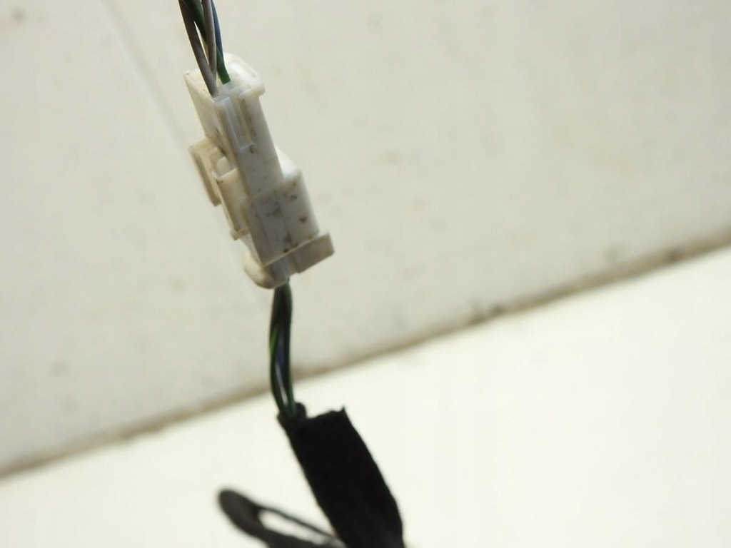 фото №6, Джгут електропроводка кришки багажника renault clio iii kombi 8200589768