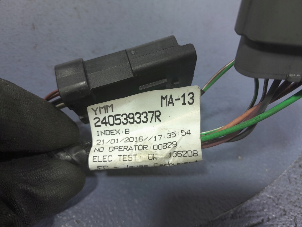 фото №5, Renault megane iv електропроводка джгут блок керування насоса пального 240539337r