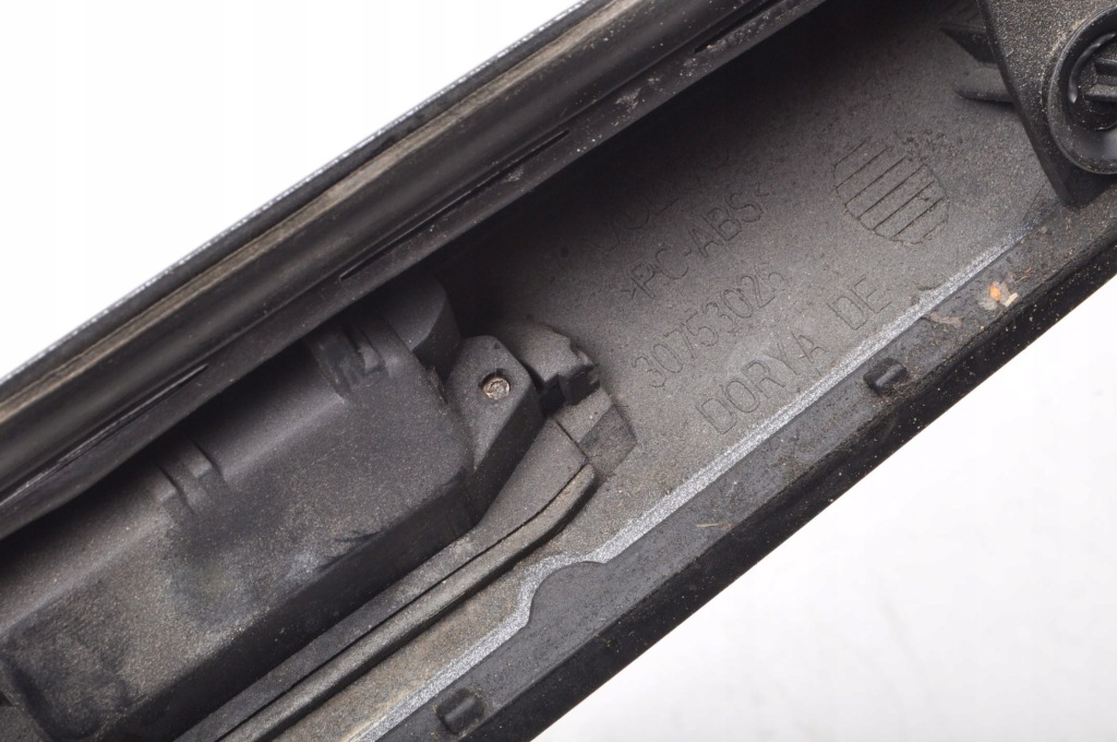 фото №11, Volvo v50 накладка молдинг кришки lift 30753026