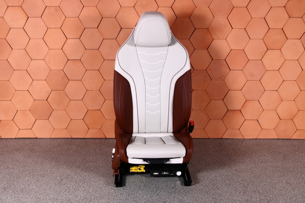 фото №6, Bmw 8 g15 сиденья туннель салон individual tartufo