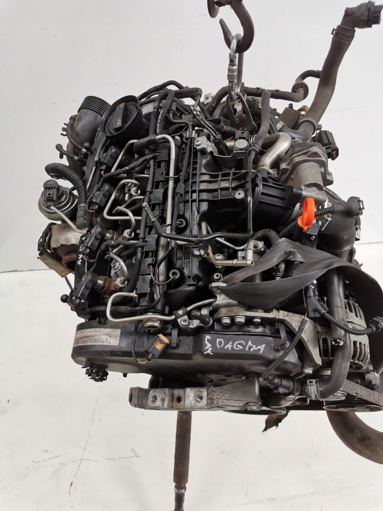 Двигун комплектний  vw seat skoda audi 1.6 tdi cay Недорого