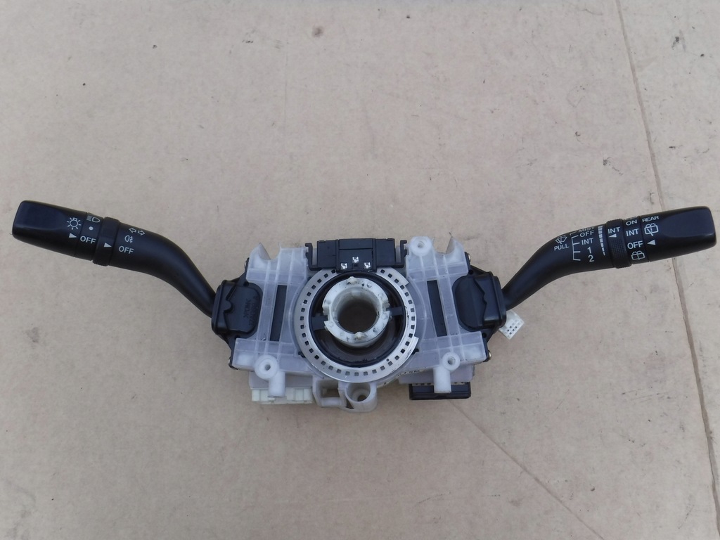 фото №1, Переключатель комбинированный mazda 6 gg 17b122a