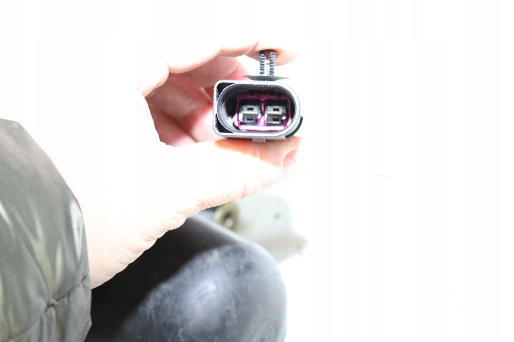 Насос воздуха вторичного 7l5959253a porsche cayenne 1 i 7l 4.5 v8 340 km в Украине