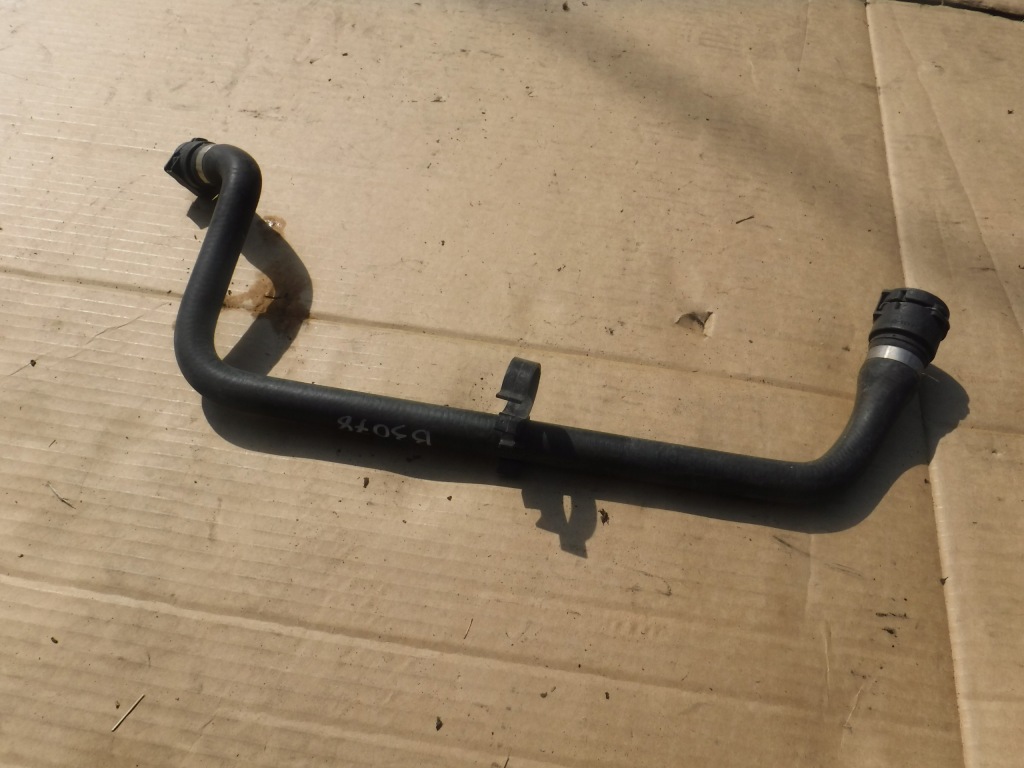 Купити Шланг труба патрубок води bmw e60 e61 7799749