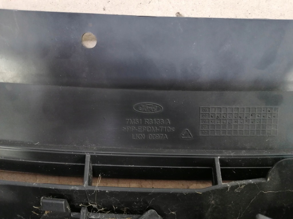 фото №10, Решітка радіатора решітка радіатора ford c-max mk1 lift 7m51-r8138-a