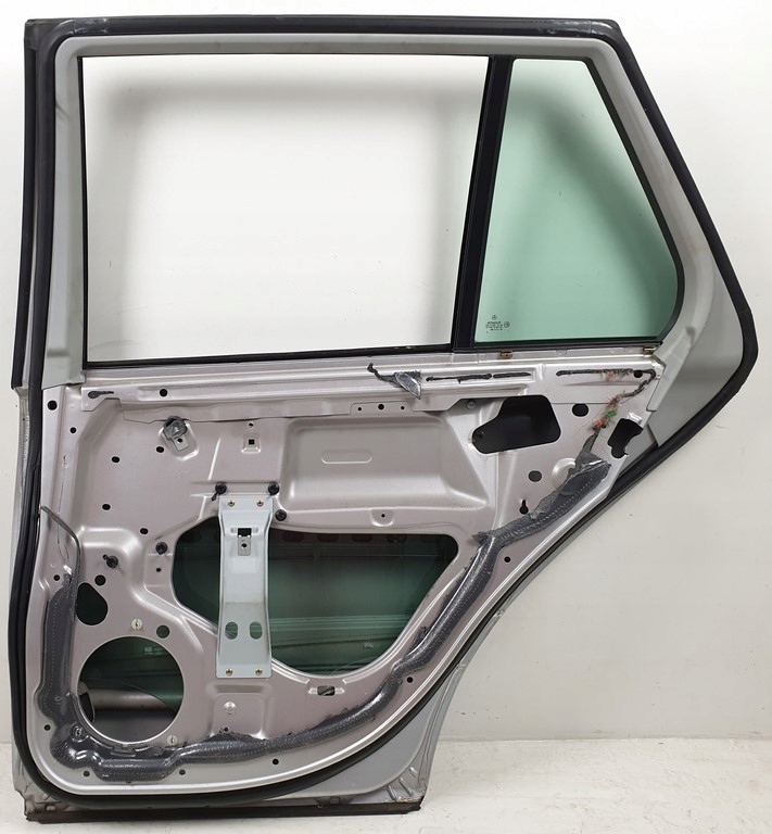 фото №5, Двері правий задня 774 mercedes w203 kombi
