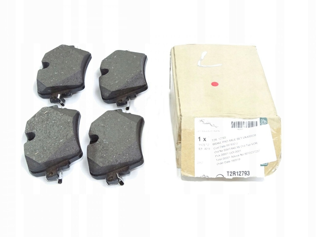 фото №1, Оригинальные тормозные колодки тормозные jaguar f-type 2014-