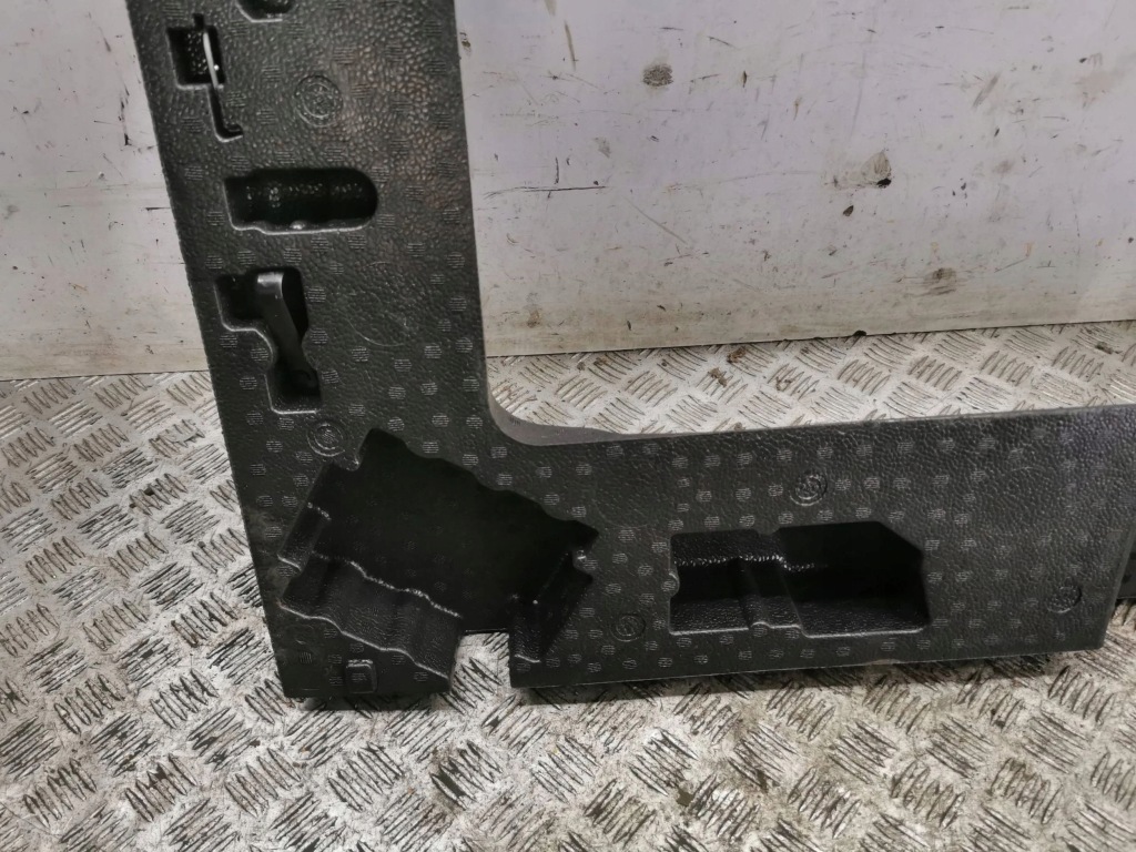 фото №10, Cupra formentor 2023 бардачок багажника