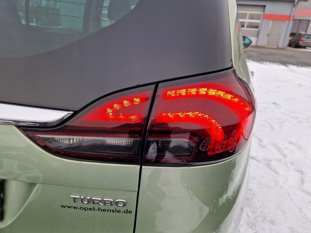 Купити Opel zafira c фара правий задня кузовна+ w кришці  led