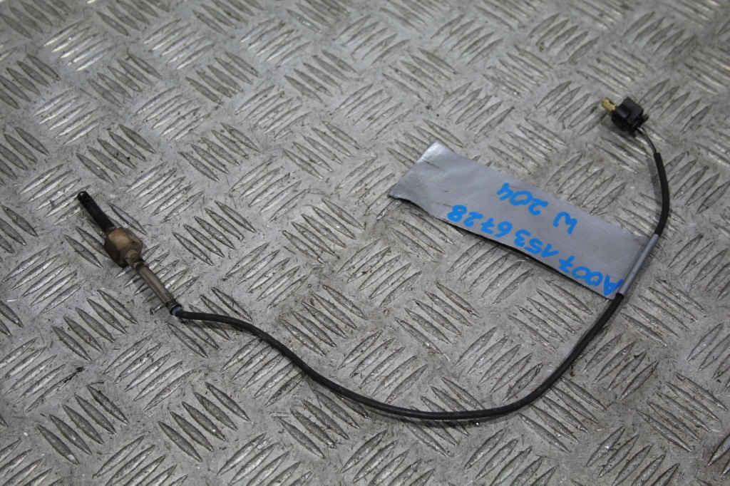 фото №1, Mercedes-benz оригинальный номер a0071536728 датчик, температура выхлопных газов