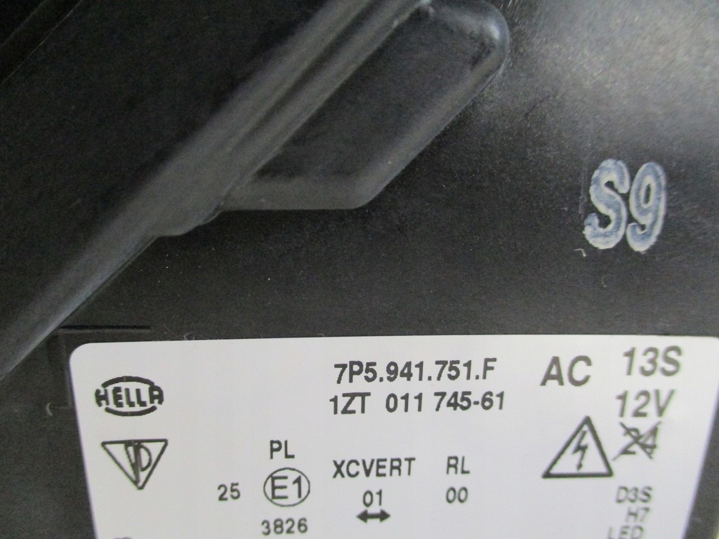 фото №10, Лампа porsche cayenne lift bixenon права ліва