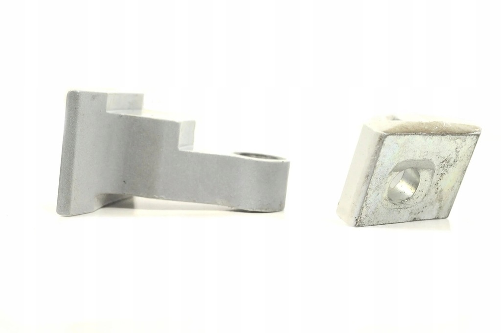 фото №8, Bmw 4 f32 f33 2017 правая сторона петля верхний дверь передних