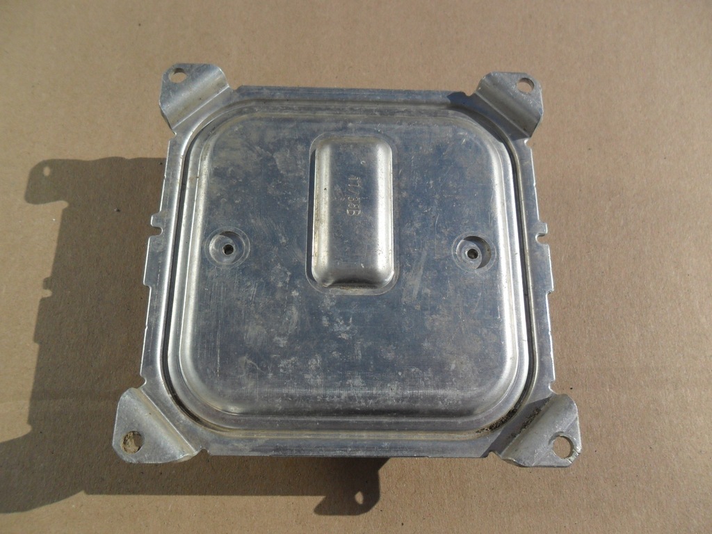 фото №13, Nissan leaf ii 2 2020 перетворювач модуль led лампи