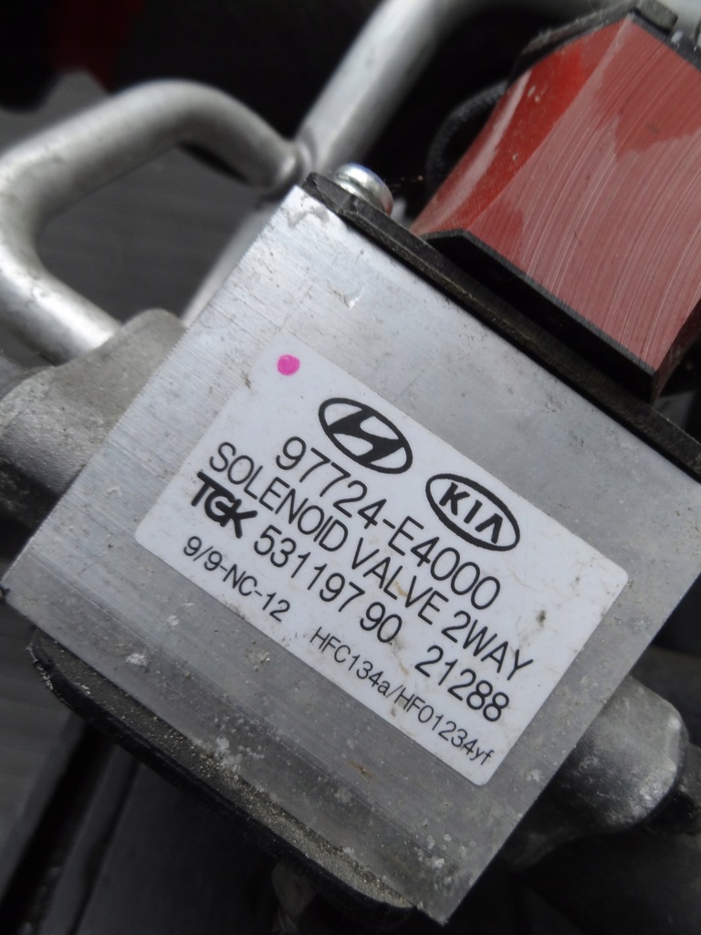 фото №6, Kia soul ii 2016 ev elektric шланг кондиціонера 97724-e4000 оригінал