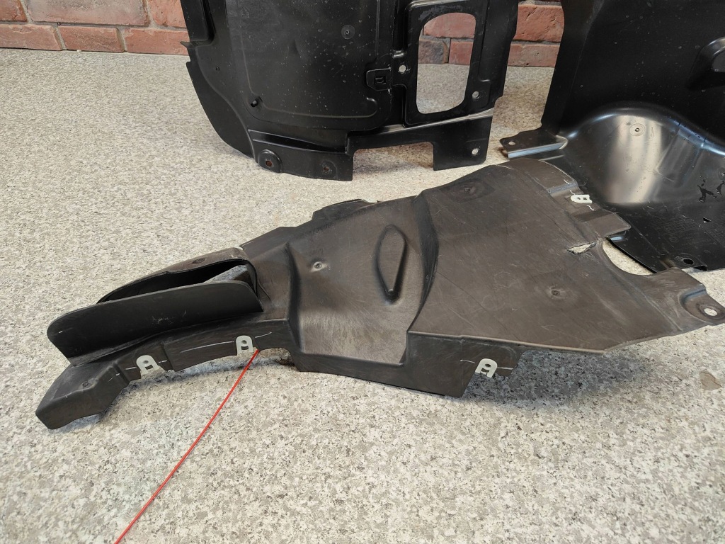 Підкрилок правий перед праве bmw x6 g06 m набір 7427508 7427506 8092242 Ціна