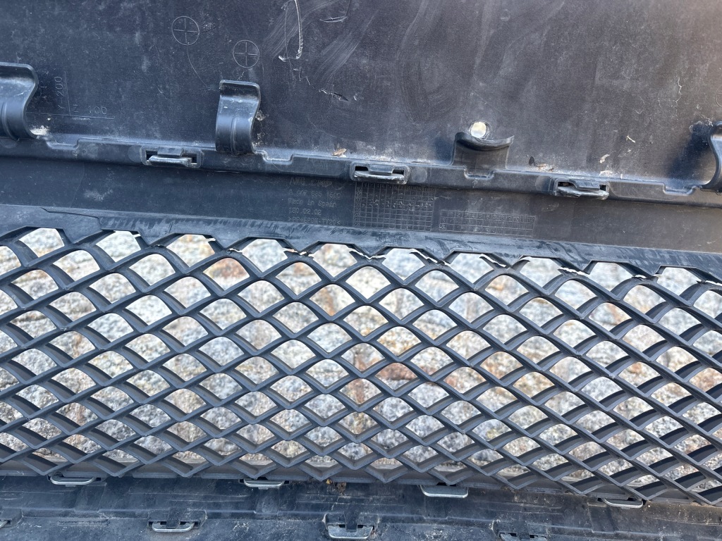 Бампер 4478851000 mercedes 447 v klasa amg решітка хром перед оригінал Зі Шроту