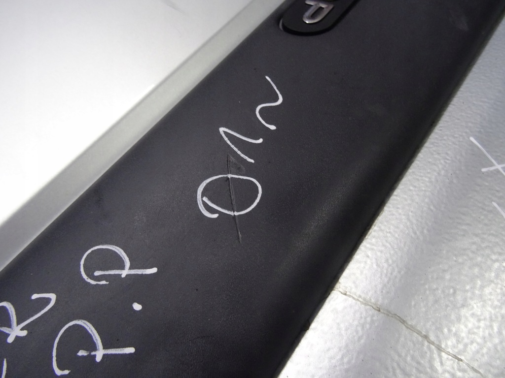 фото №3, Master 01' молдинг дверь правый перед