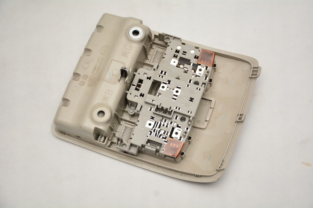 фото №5, Лампа освещение внутреннее mazda cx5 2015r