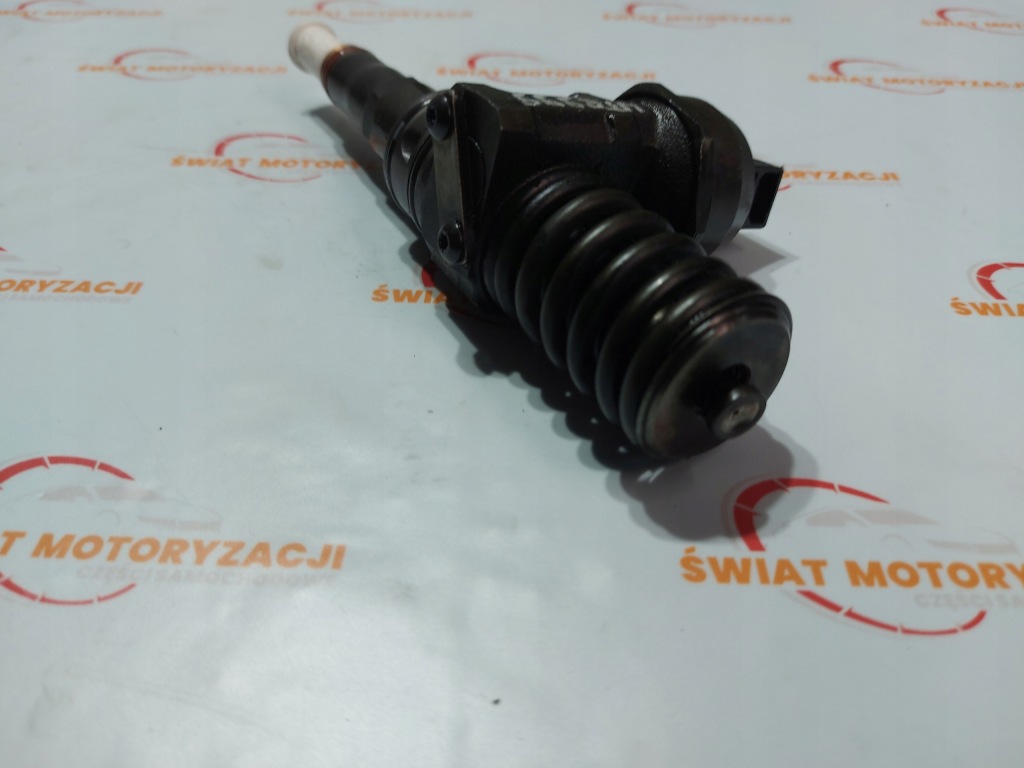 Audi seat skoda vw 1.9 tdi насос-форсунка 038130073ag Недорого