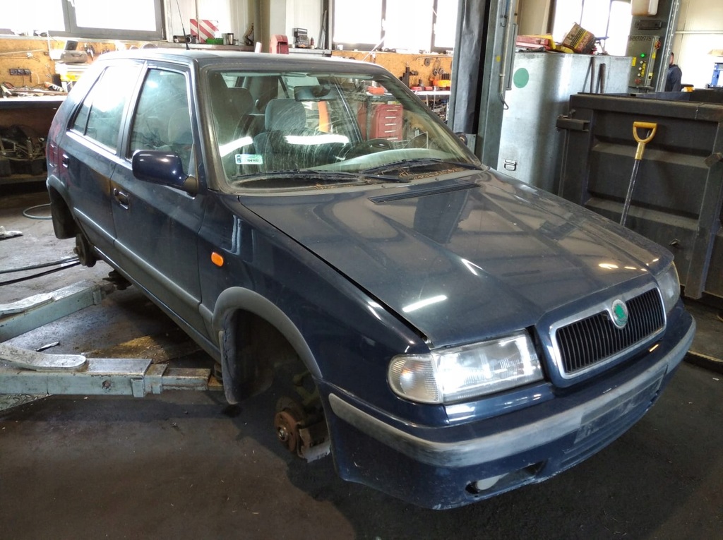 фото №9, Skoda felicia felicja lift 98- капот крышка двигателя 4710 k4 / f5c