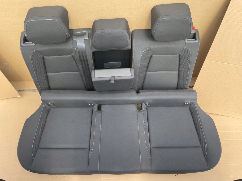 фото №10, Сиденья заднее сиденье skoda karoq механический подогрев jak nowe оригинал