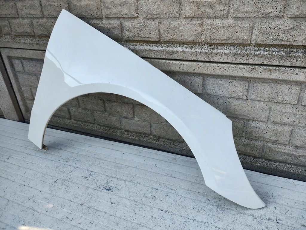 фото №2, Mercedes r-klasa w251 крыло правый