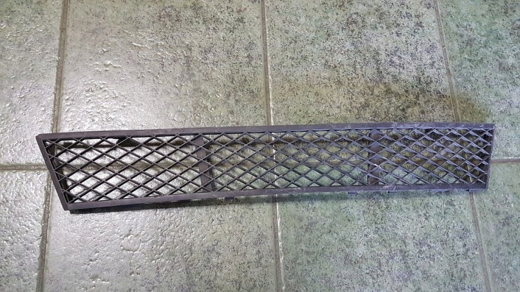 фото №1, Bmw оригинальный номер 7285950 решётка бампера передний