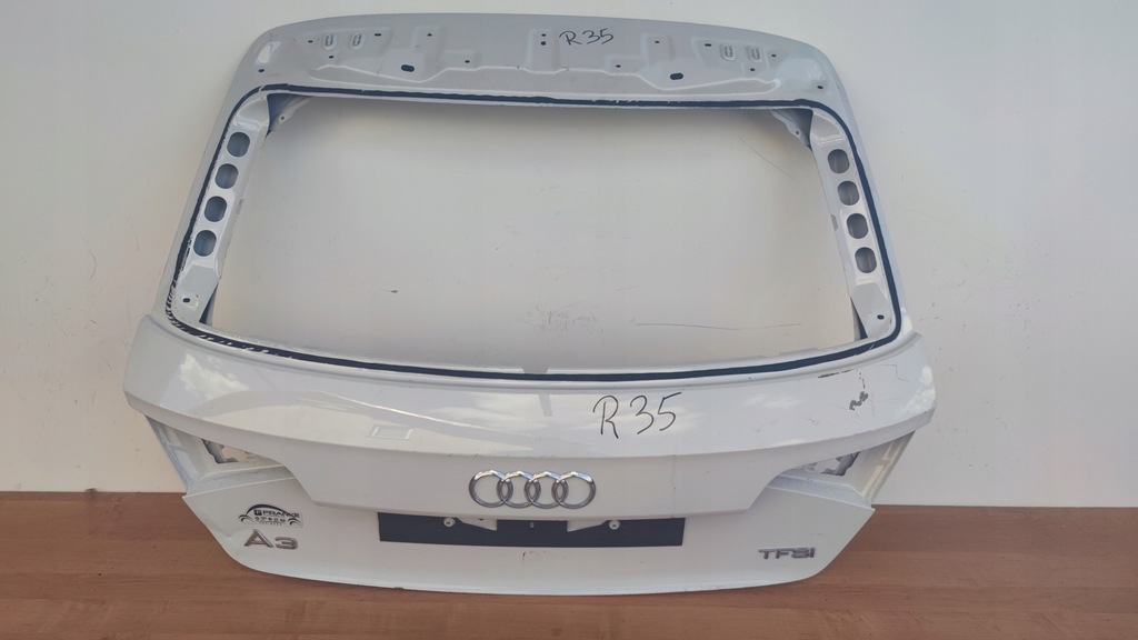 фото №1, Крышка багажника багажника audi a3 8v 8v4 sportback оригинал