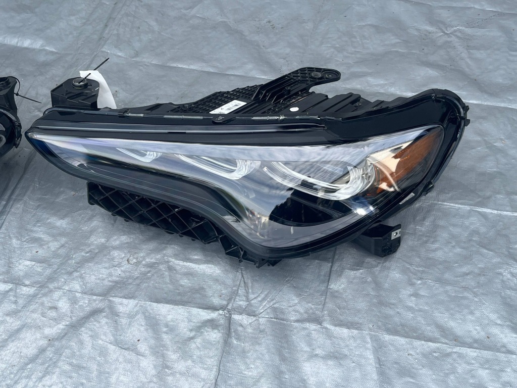 Купить Alfa romeo stelvio фара фонари передние full led рестайлинг  2022- америка левая правая