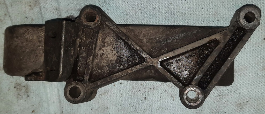 фото №1, Renault master opel movano кронштейн двигуна 8200549480