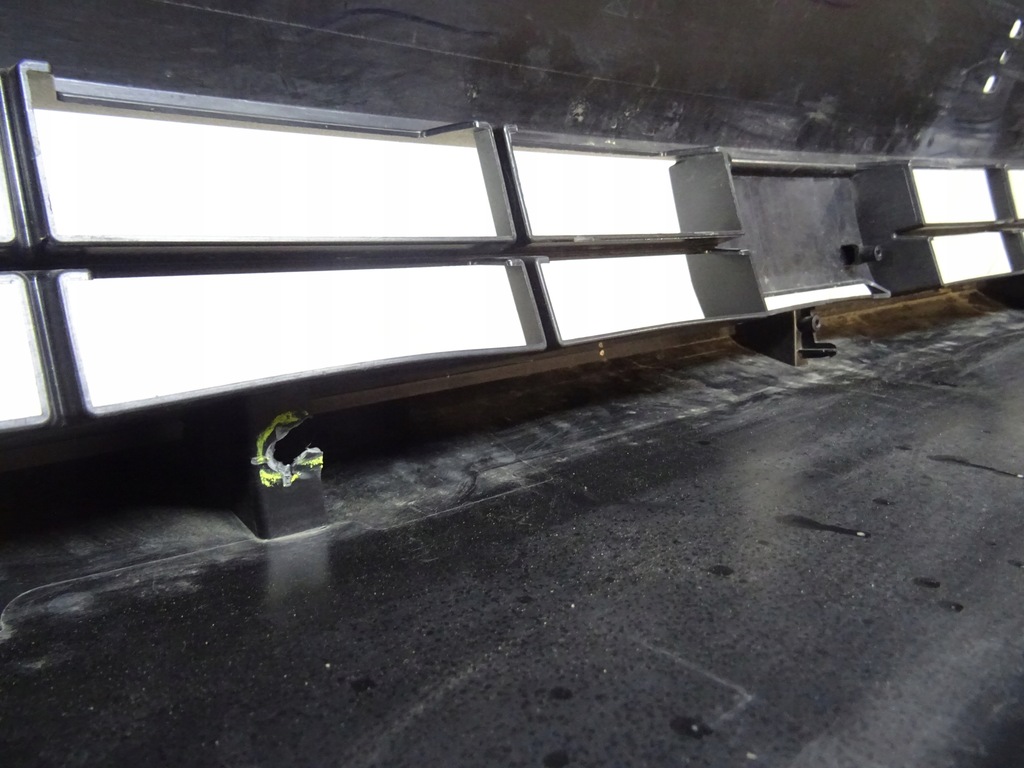 фото №12, Спойлер бампера передній volvo ex30 ex-30 2023- 31345658 llu