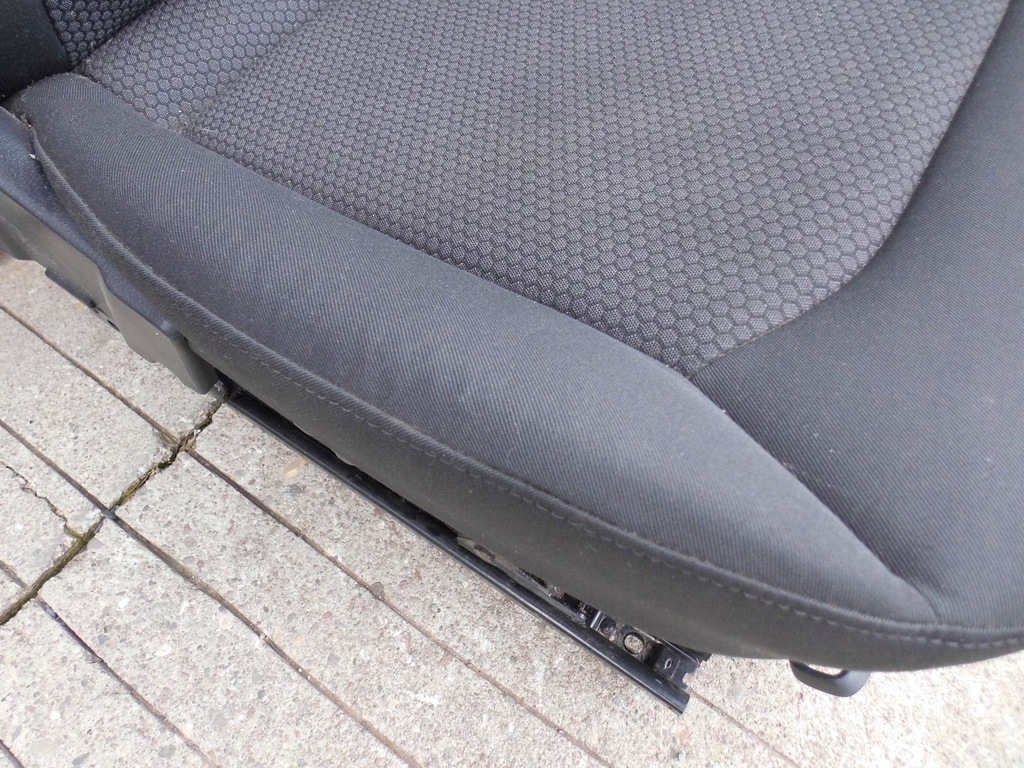 фото №9, Сиденье передний левый водителя audi a1 8x sportback 5 дверь оригинал