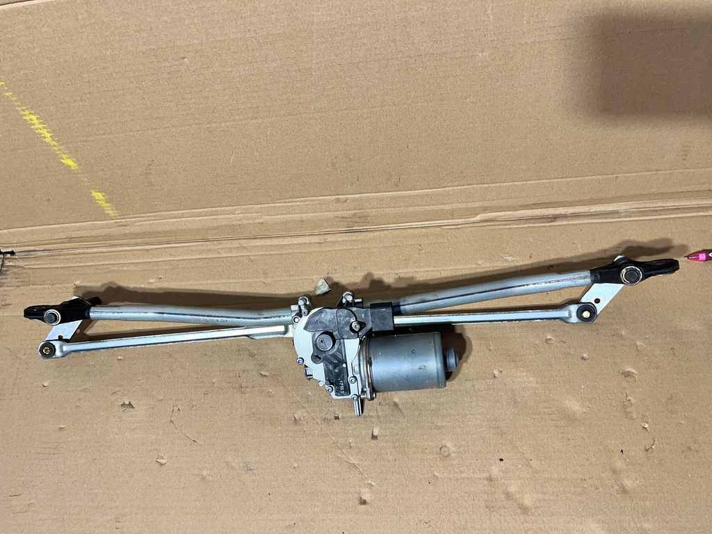 фото №2, 8 mini r60 r61 механизм моторчик дворники перед 9804398