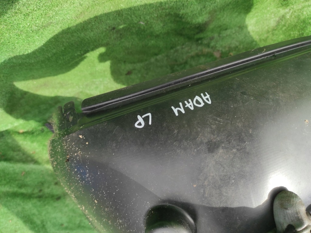 Opel adam підкрилок ліва передні 13355871 Оригінал