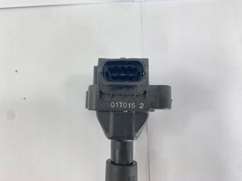 Комплект катушек зажигания катушка зажигания катушки mercedes w203 0001501780 в Украине