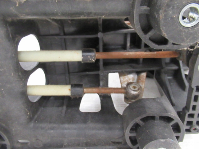 фото №10, Peugeot 208 вибірник троси перемикання передач