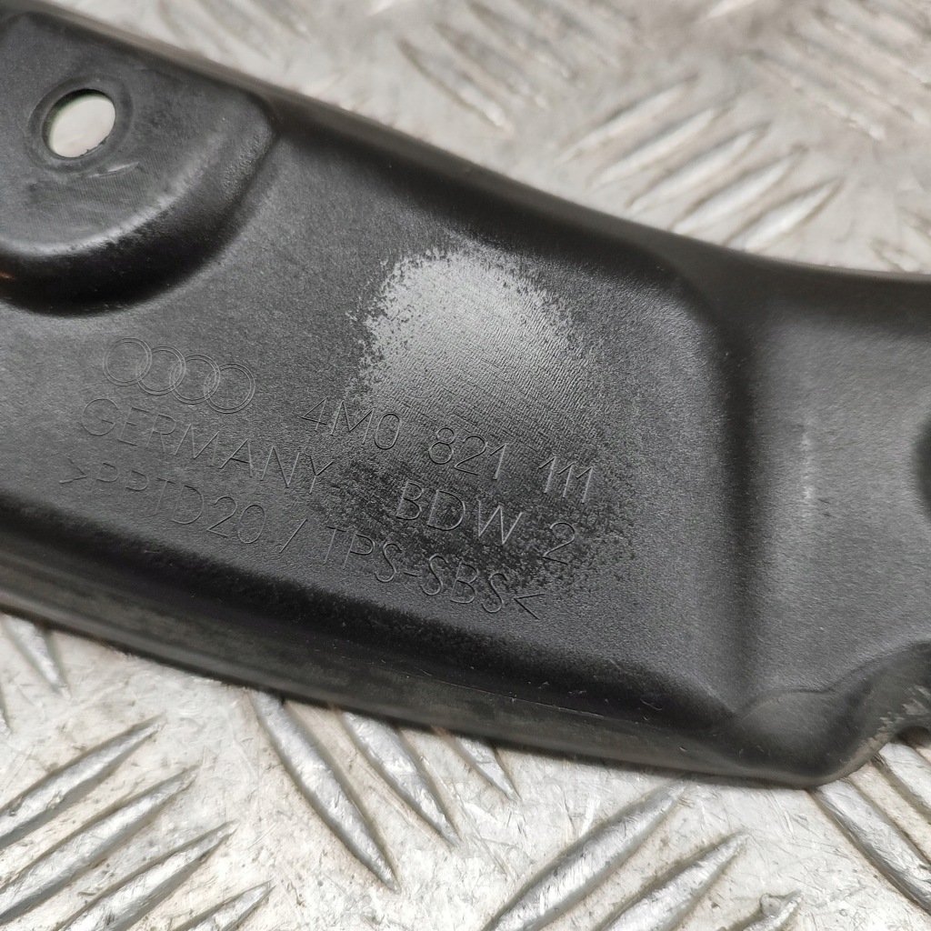 фото №6, Audi q7 4m 2017 перед сторона левая молдинг / накладка na крыло передний