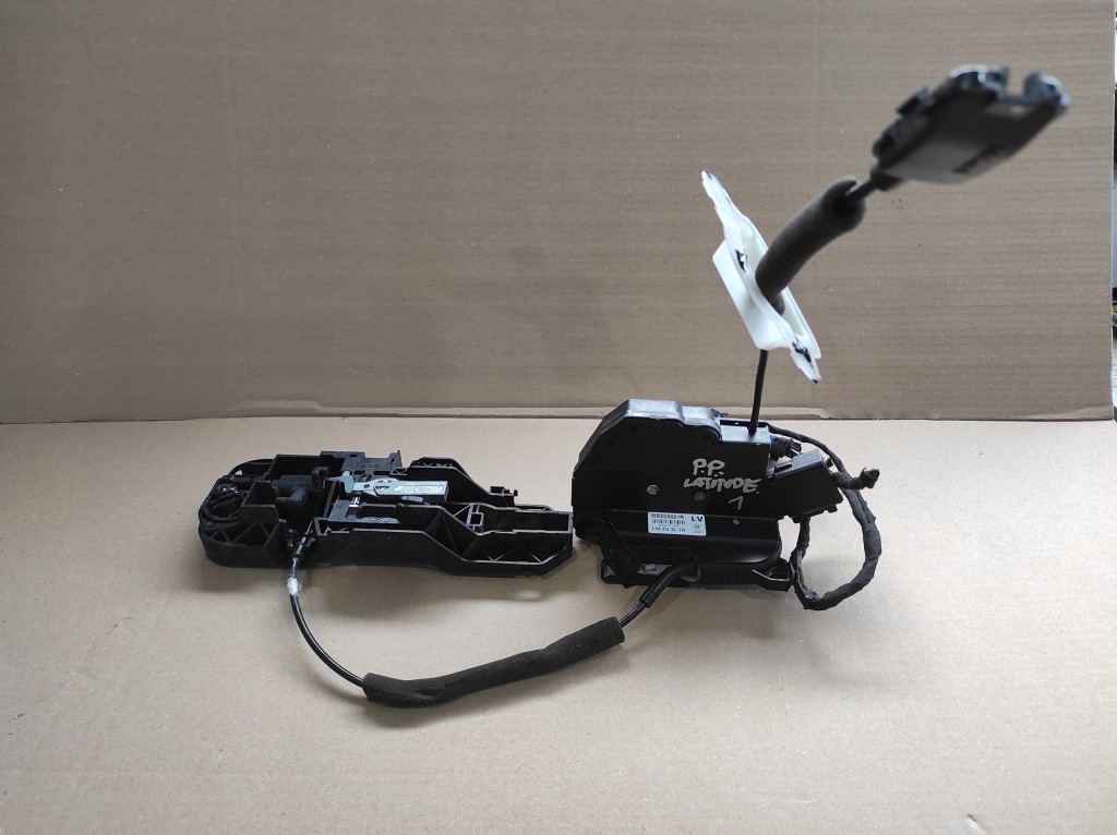 фото №1, Замок двері перед правий 6 pin renault latitude 805020021r