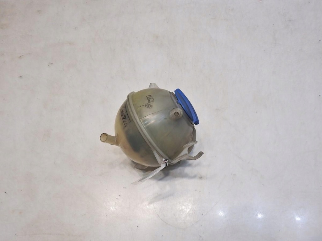 фото №8, Бачок расширительный audi a3 8p 2.0 tdi 1k0121407a