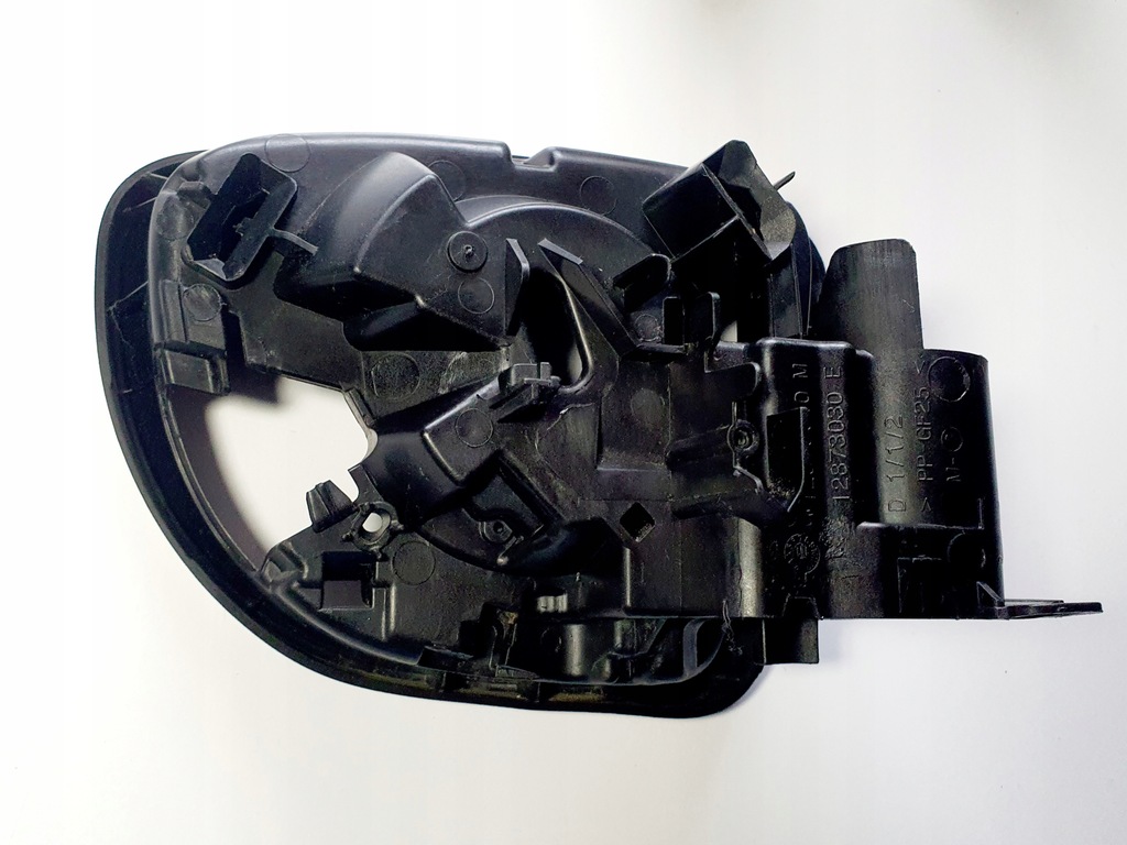 фото №8, Рамка зеркало правая renault captur i lift 17-19r оригинальный номер