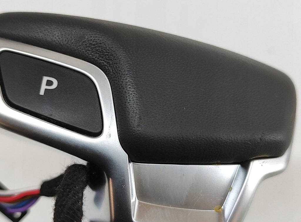 фото №8, Audi q7 4m 2019 домкрат перемикання передач / верхній