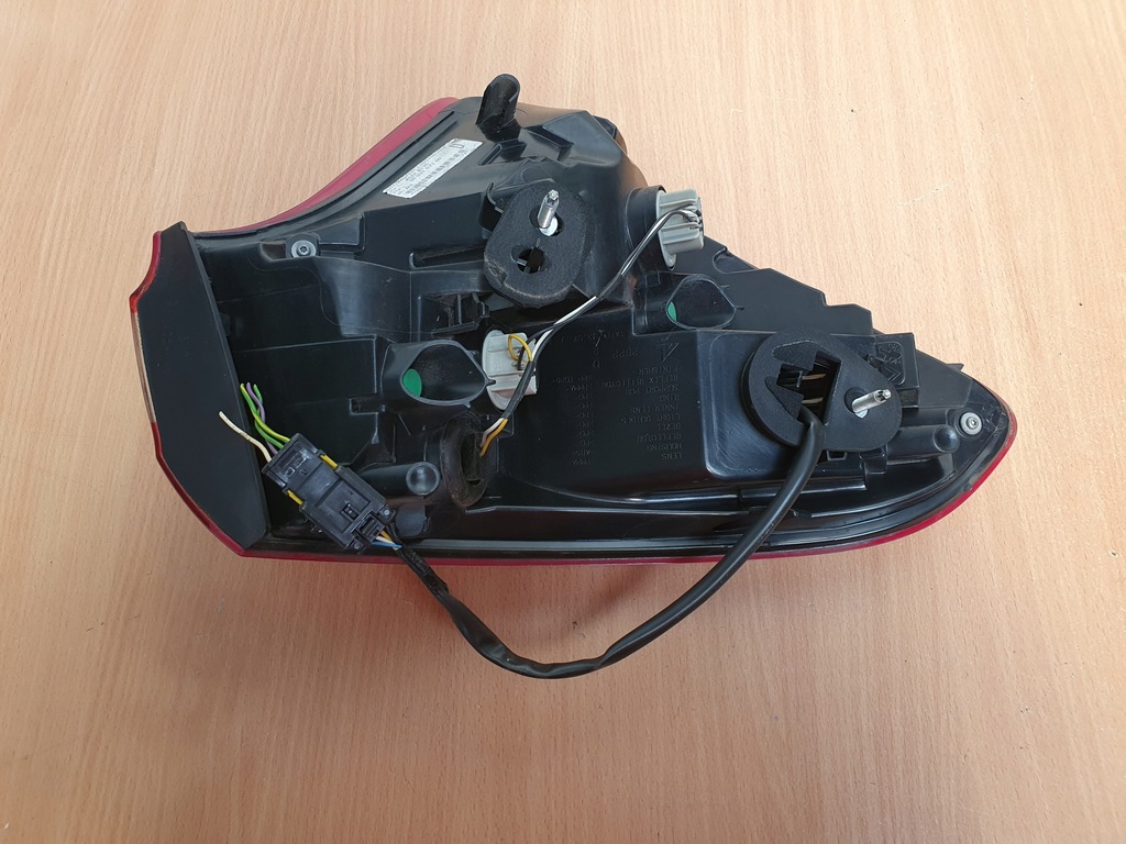 фото №14, Лампа задняя правая левая led citroen ds5