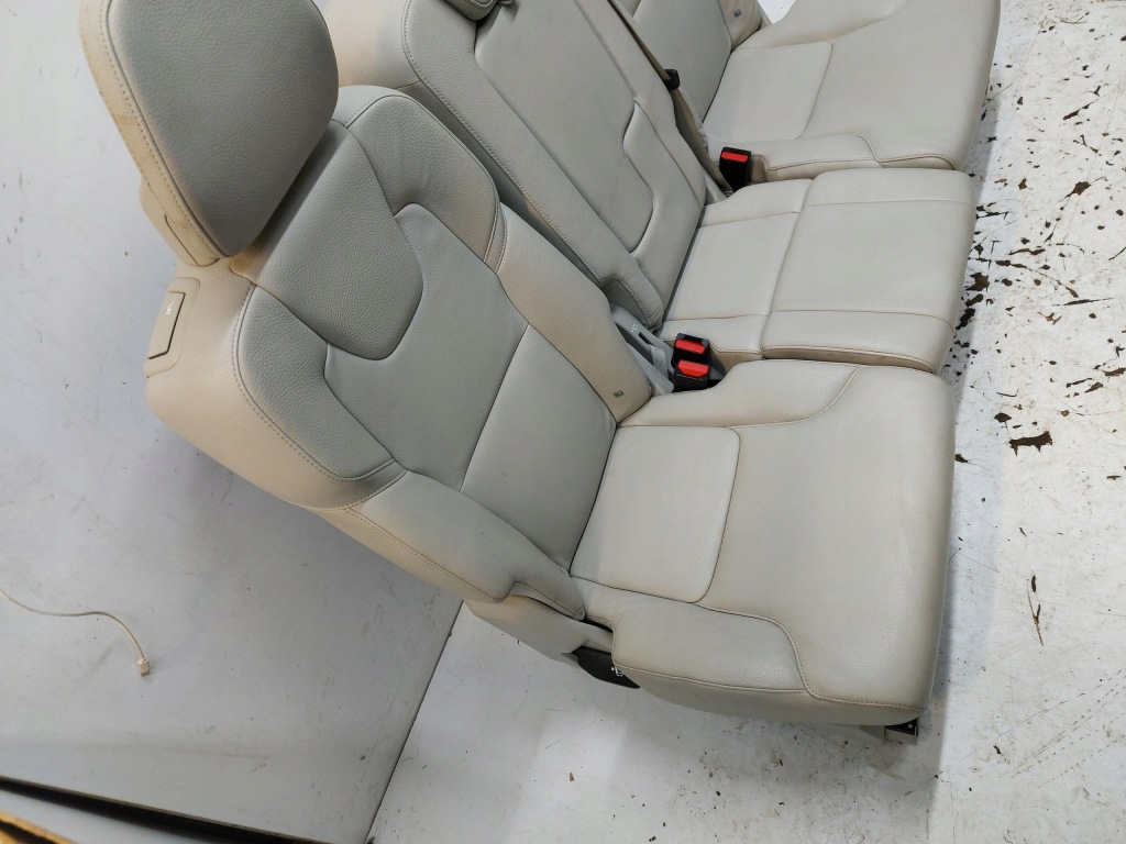 фото №9, Volvo xc90 ii t8 сиденья заднее сиденье кожаный светлый бежевые 7 пассажирский