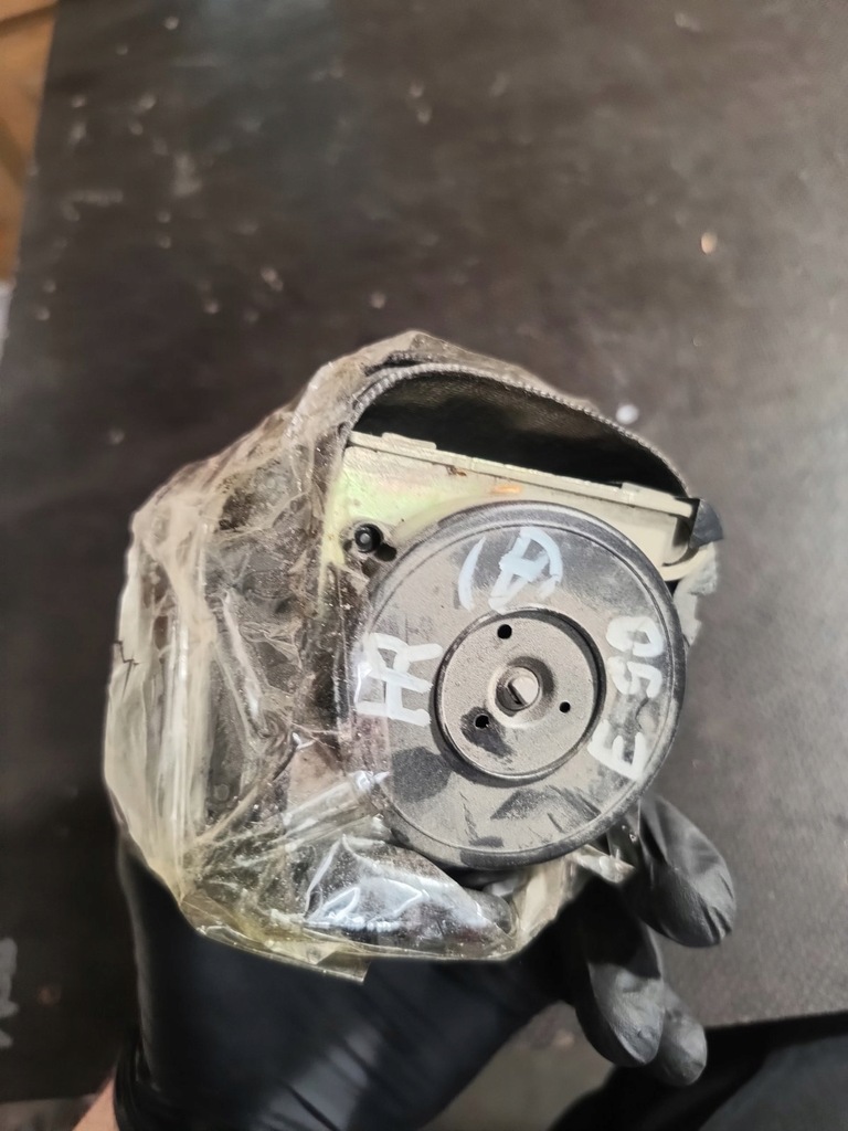 фото №4, Pas безопасности левый задняя bmw e87 607051100b