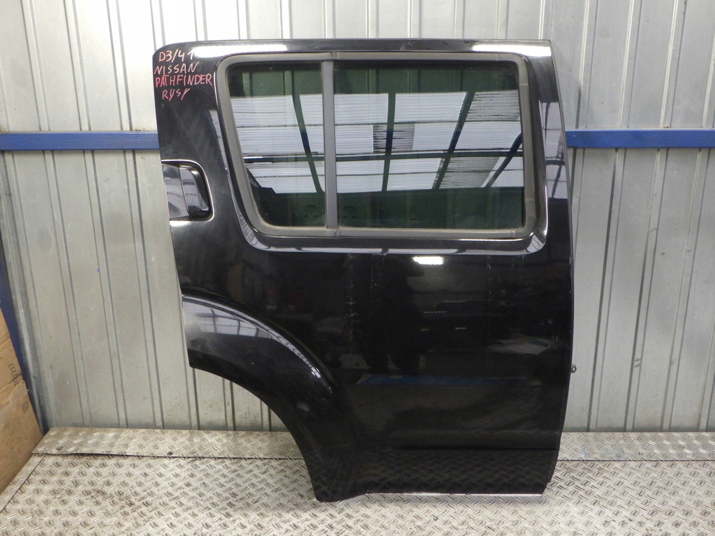 фото №1, Nissan pathfinder r51 дверь правый задняя